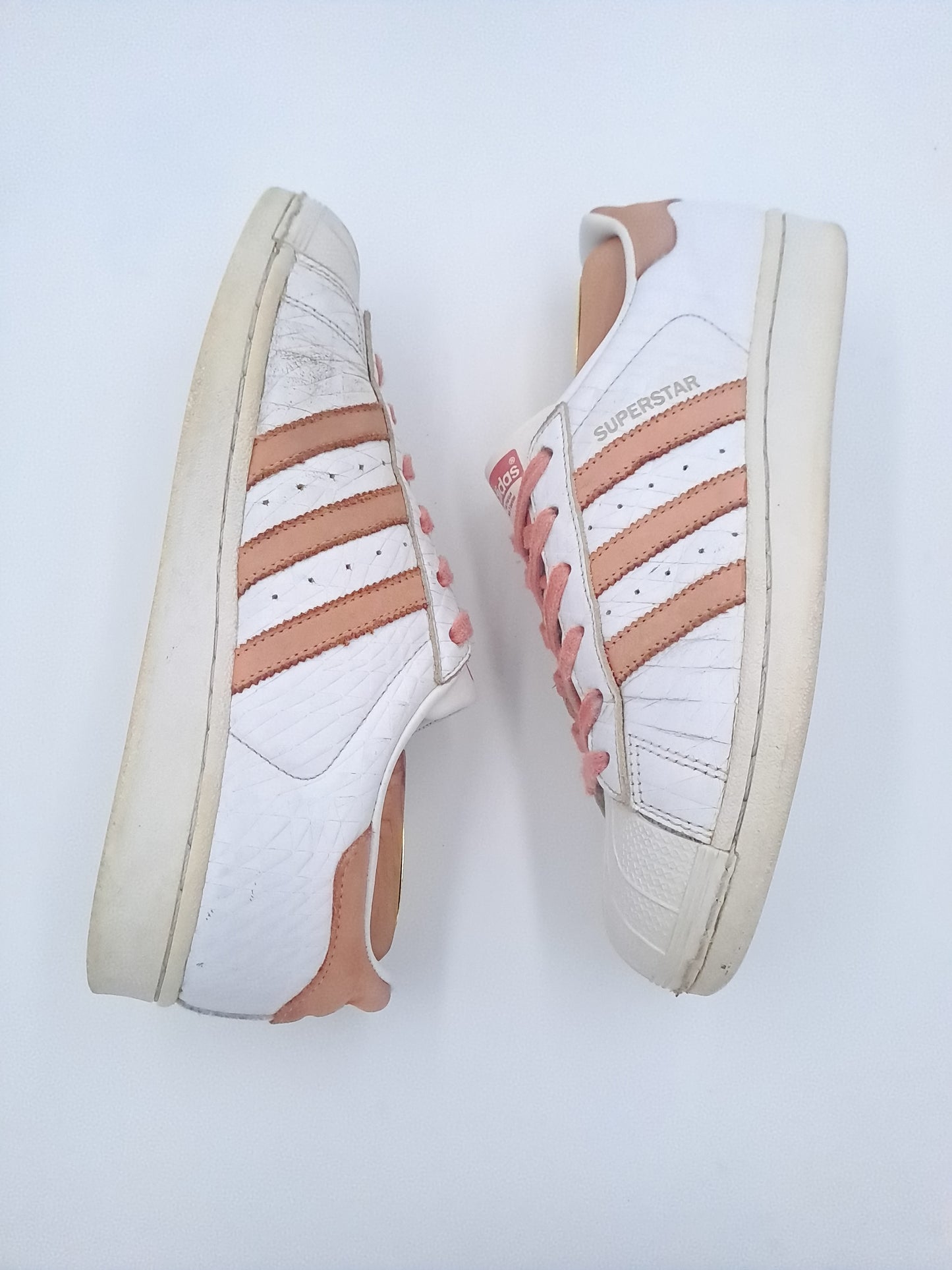 Adidas superstar chalk corail taille 39,5
