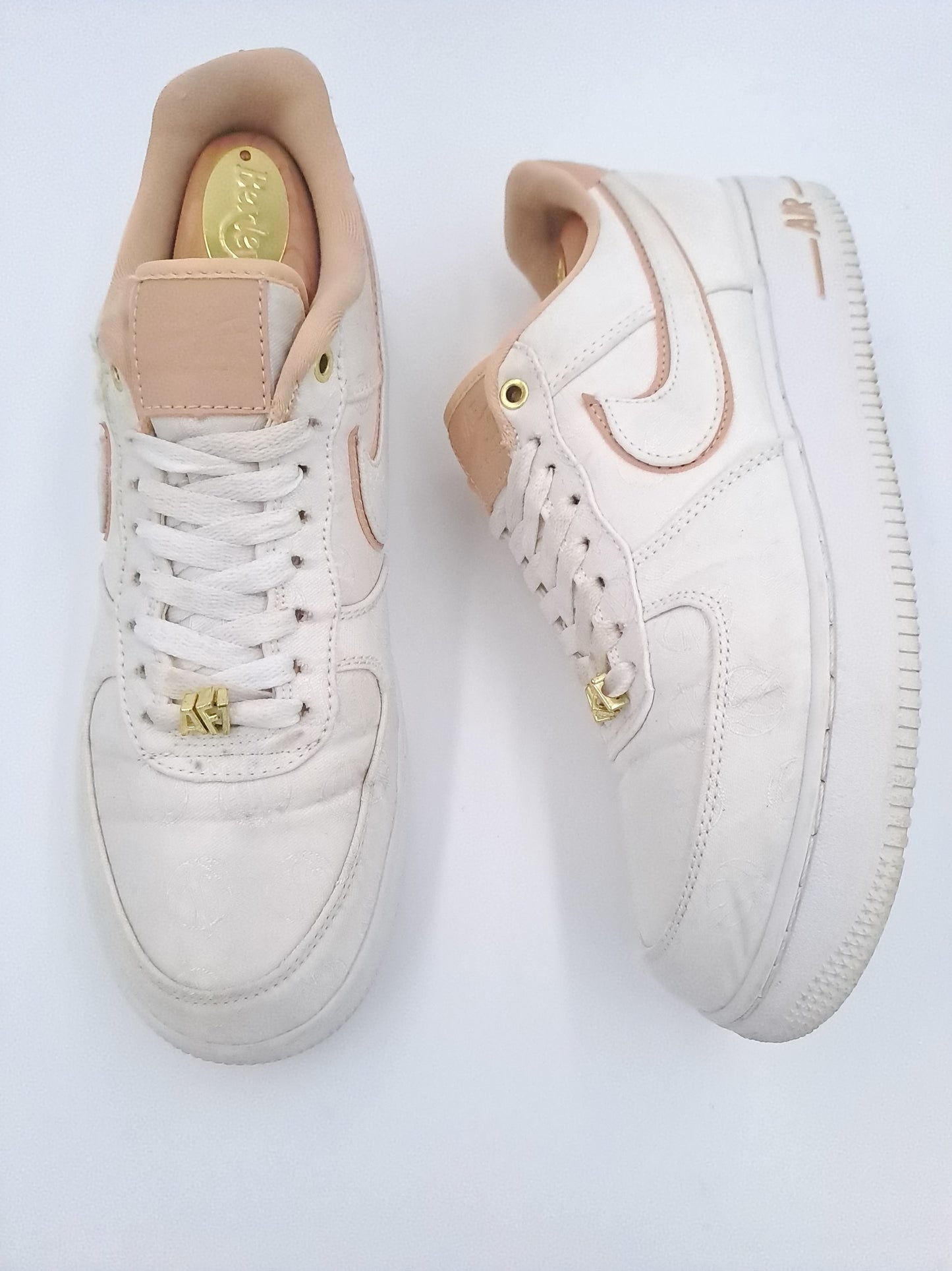 Nike Air Force 1 low LUX taille 40