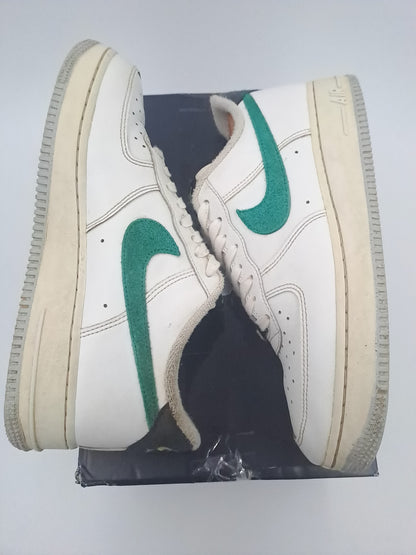 Nike Air Force 1 low malachite taille 41