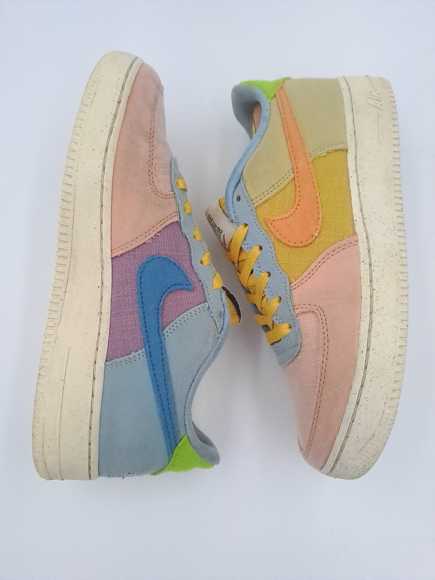 Nike Air Force 1 low sun club taille 40