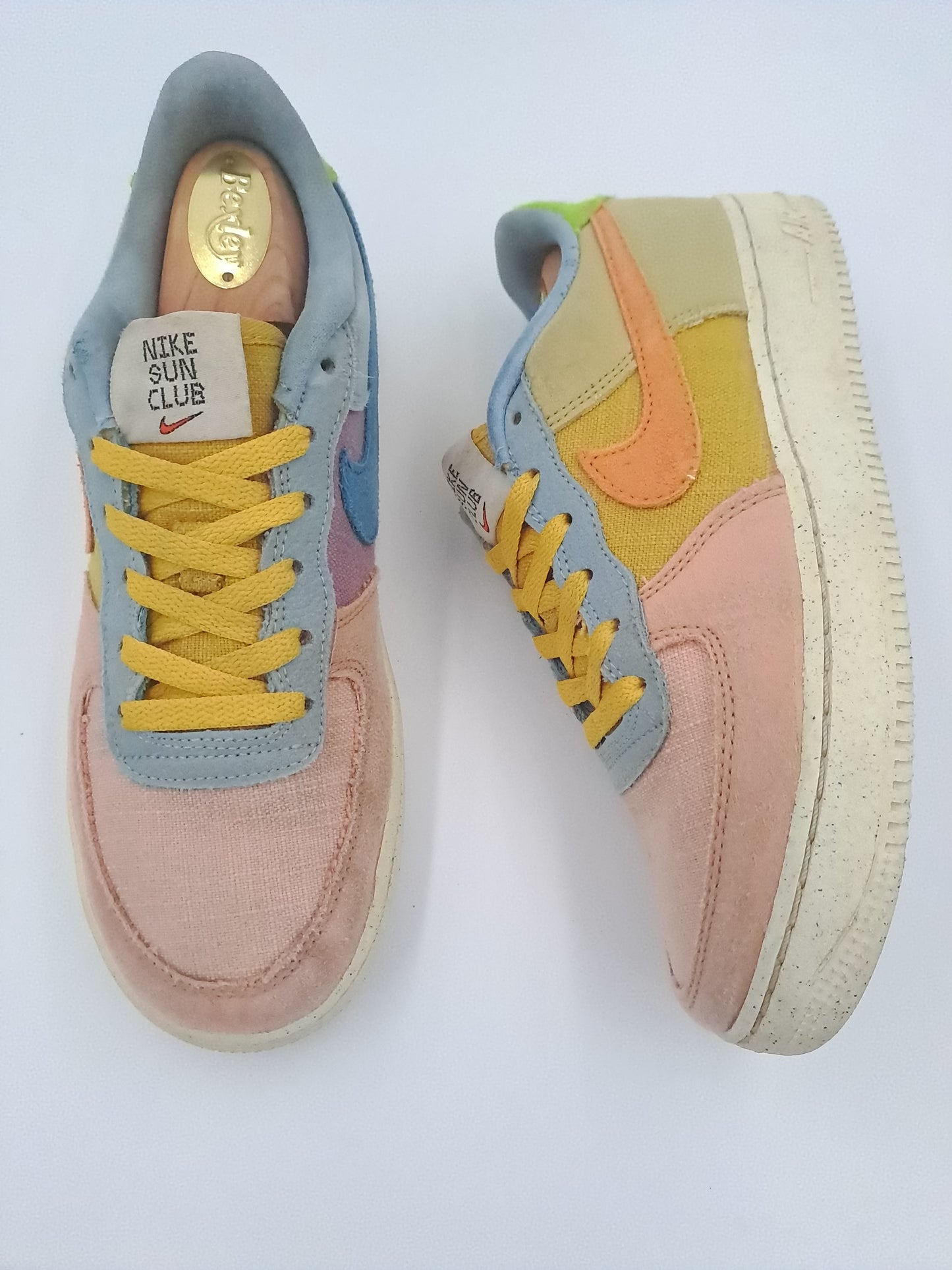 Nike Air Force 1 low sun club taille 40