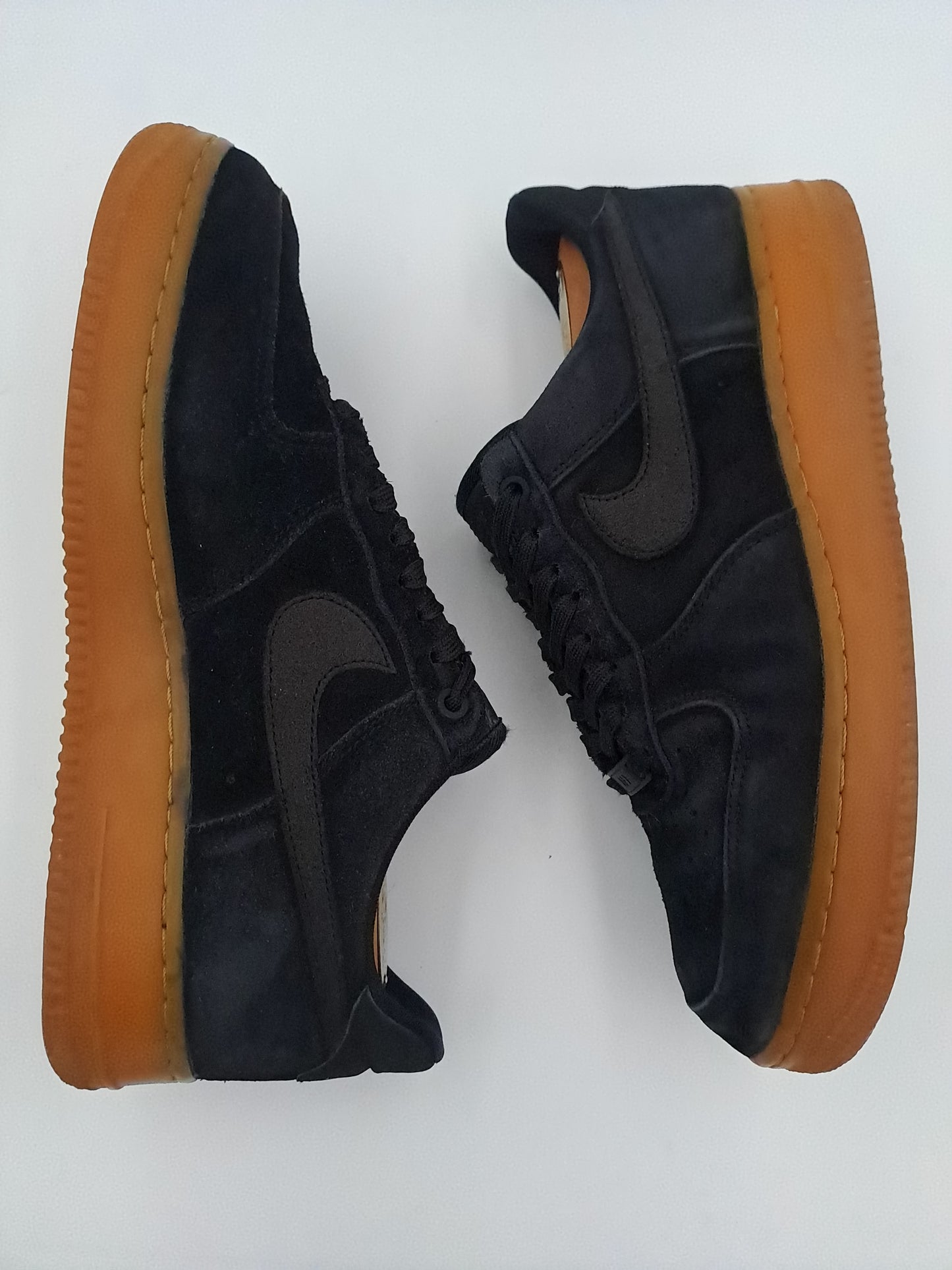 Nike Air Force 1 low black gum taille 42