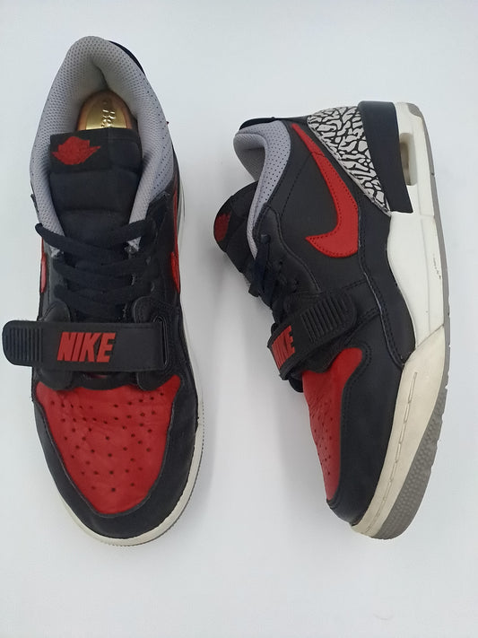 Nike legacy 312 low bred cement taille 41