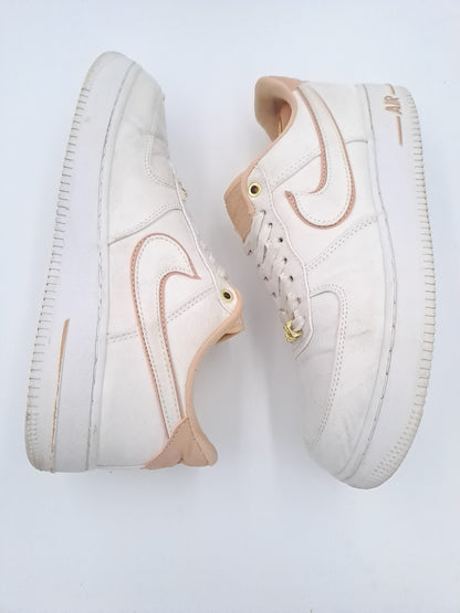 Nike Air Force 1 low LUX taille 40