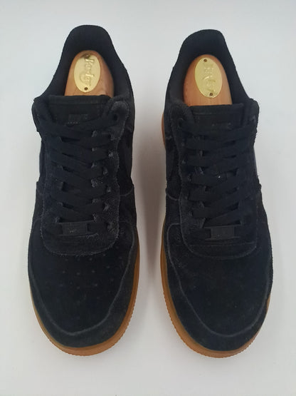 Nike Air Force 1 low black gum taille 40